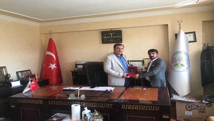 Aziz Akkuş `tan Başkan Abdullah Çetinkaya `ya Anlamlı ziyaret