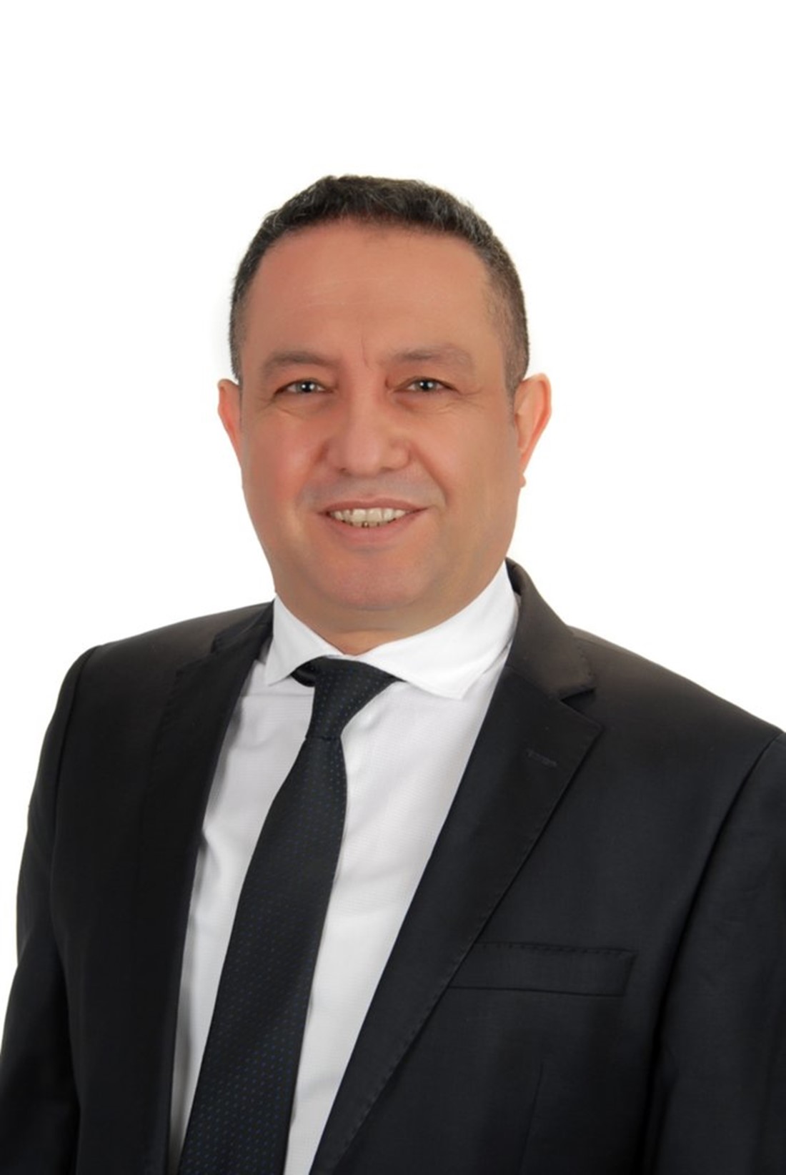 Çamlıbel bir kitap kaleme aldı; Evde 99 Oyun