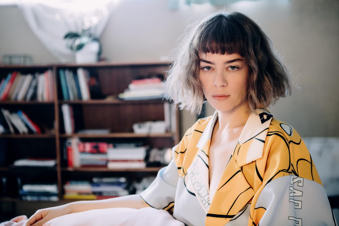 DEMET EVGAR’DAN İLK SINGLE; ‘NANAY