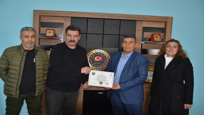 TURKKON `DAN İŞ İNSANI SALİM ERDOĞAN `A TEŞEKKÜR BELGESİ