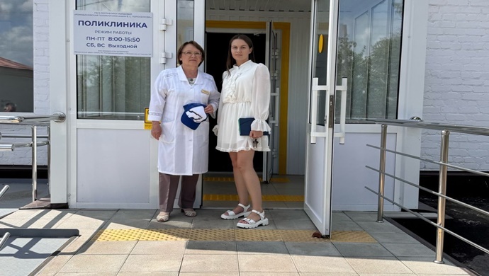 Okullar, sağlık kurumları, kamusal alanlar: Birleşik Rusya, bölgelerdeki kamu program tesislerinin onarım ilerlemesini denetledi