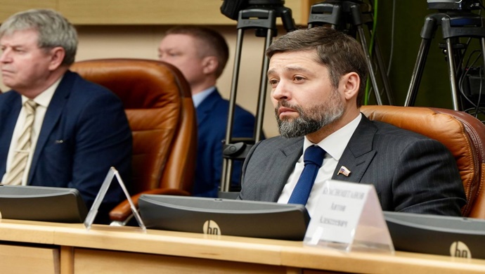 Alexander Yakubovsky: Birleşik Rusya, ücretsiz alternatif ulaşım imkanı sağlanmadan paralı yolların inşasına izin vermeyecektir