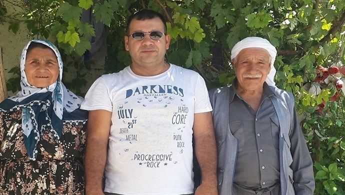 KRAL GAZETECİ ABDULLAH YİĞİT `TEN BABALAR GÜNÜ MESAJI